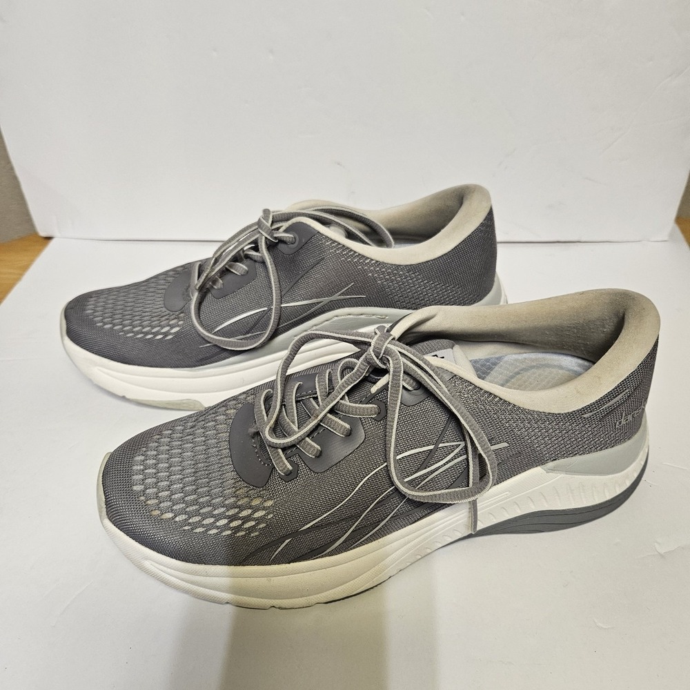 Dansko mens Tennis Shoes Size‎ 7.5/38 Flaws Of Discoloration See Pictures